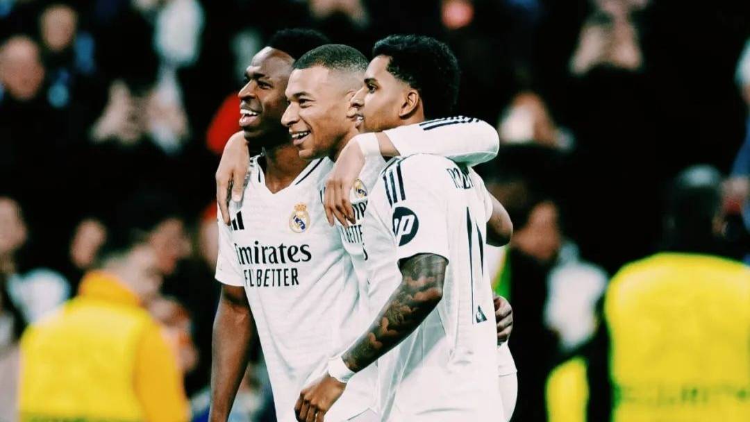 包含皇家马德里主将突然转会离队,引发球迷抗议的词条 包含皇家马德里主将突然转会离队,引发球迷抗议的词条