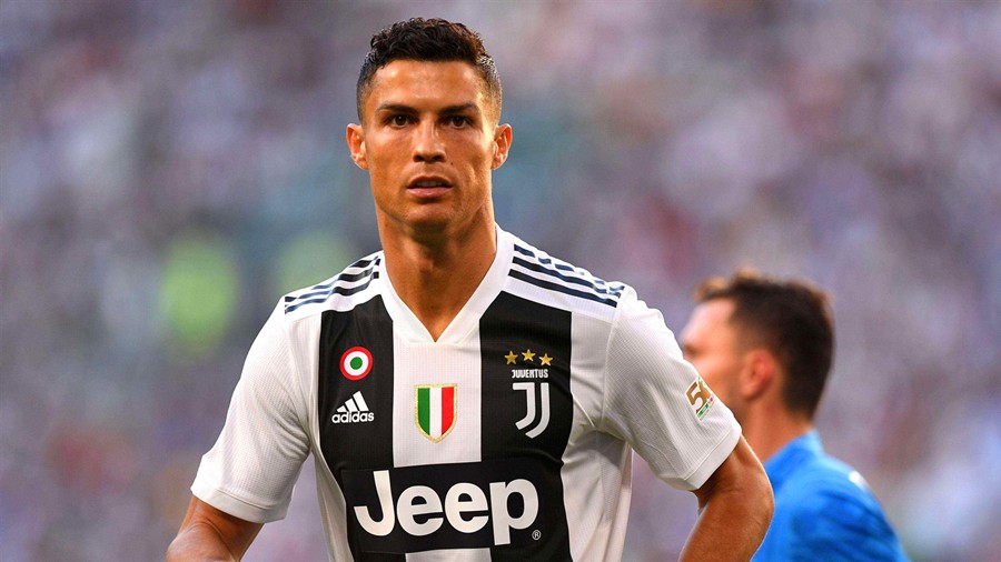 拼尽全力,尤文图斯努力冲刺的简单介绍 拼尽全力,尤文图斯努力冲刺的简单介绍