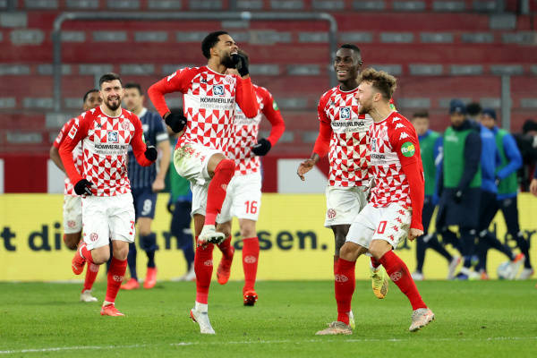 开云体育中国-沃尔夫斯堡客场不敌对手,遭遇三连败的简单介绍