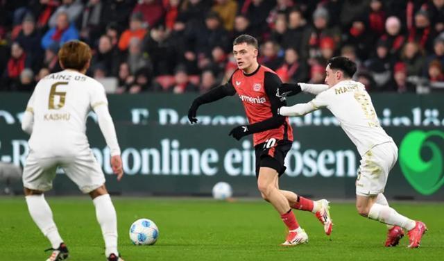 美因茨进攻火力全开,豪取胜利的简单介绍 美因茨进攻火力全开,豪取胜利的简单介绍