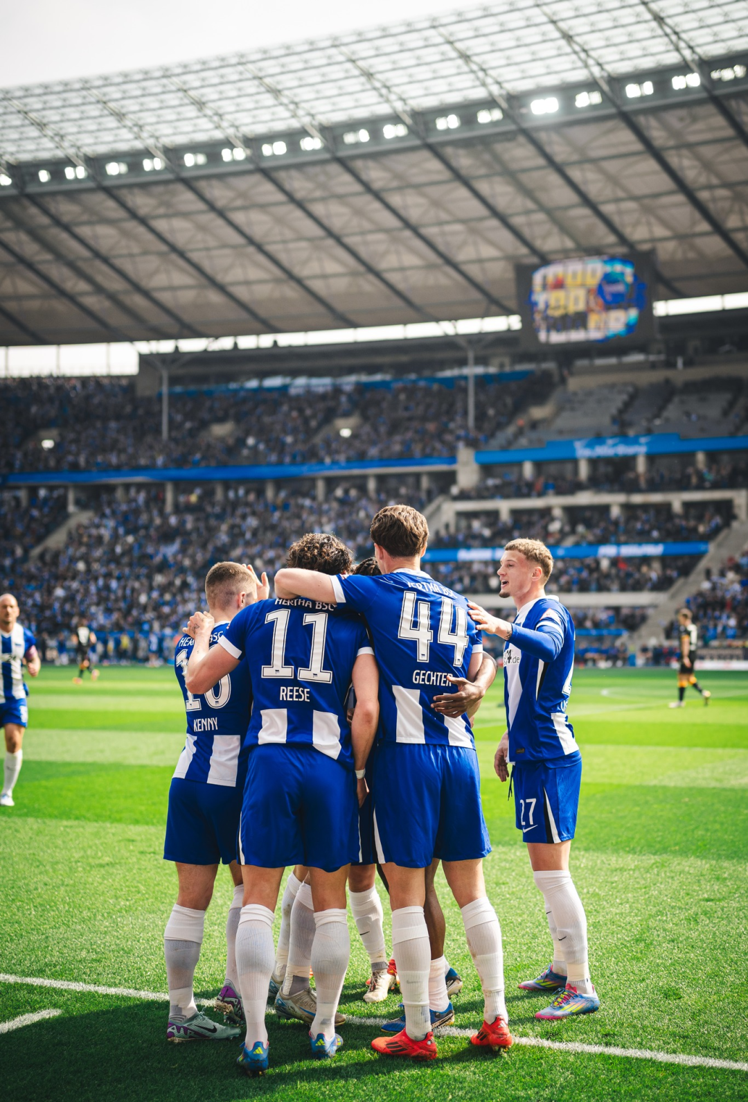 柏林赫塔在主场取得辉煌战果 柏林赫塔在主场取得辉煌战果