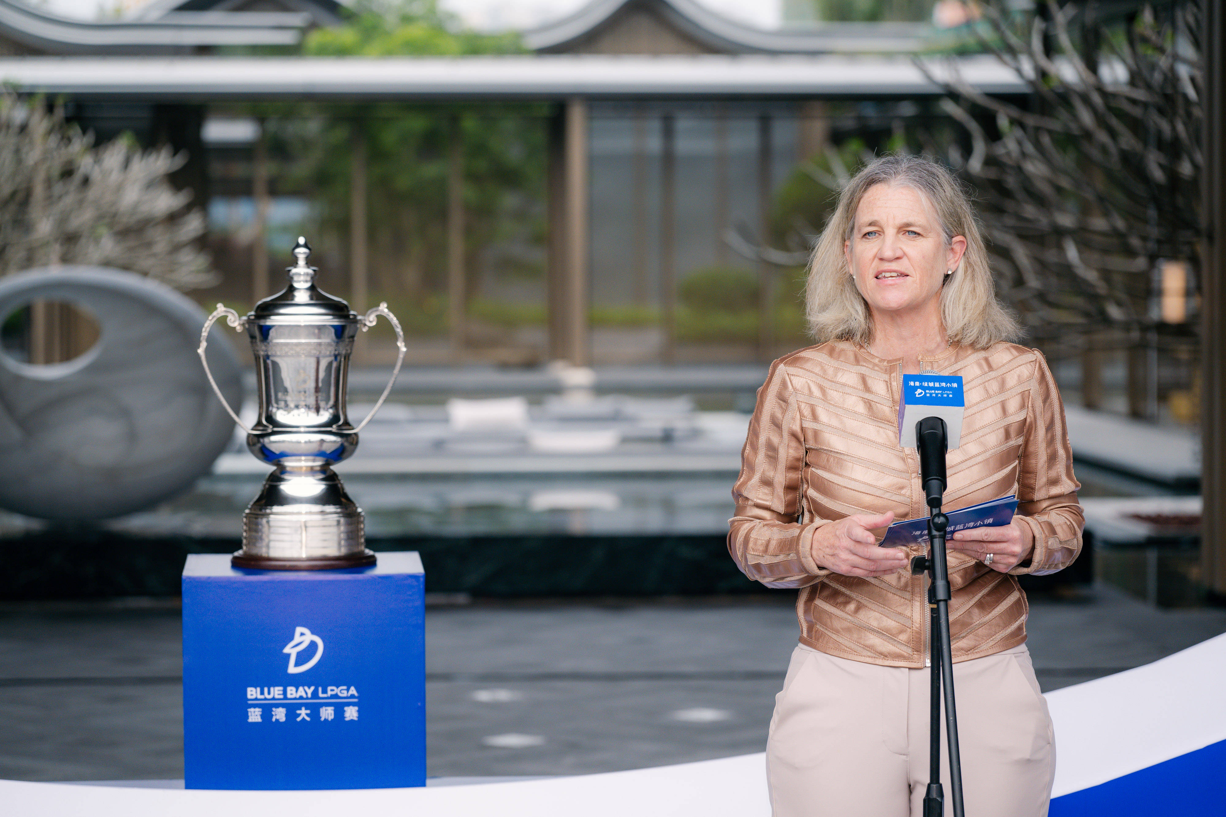 开云体育中国-关于高尔夫再创历史,冠军实至名归的信息