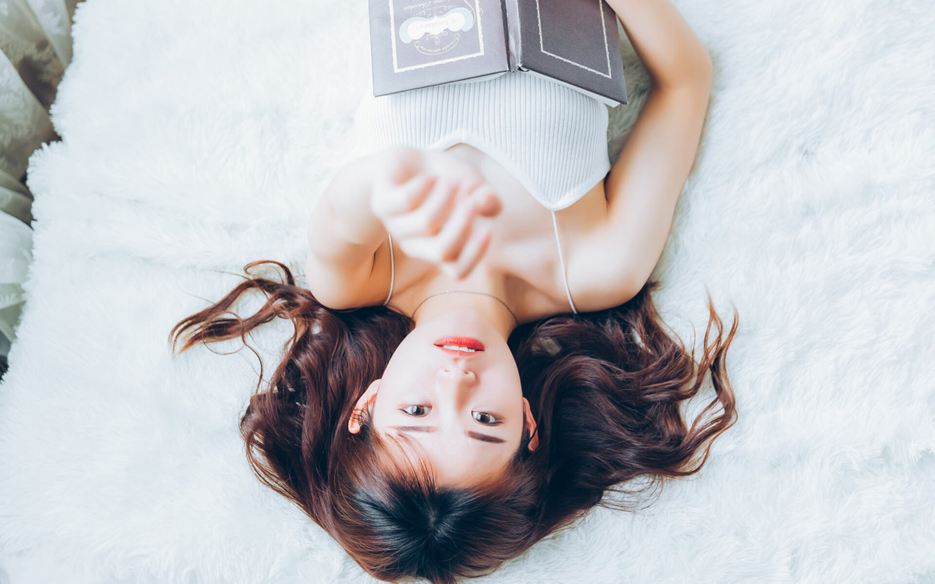 开云体育登录-点射、推射、抢点!萨内三度关键节点得分铸就皇马胜局