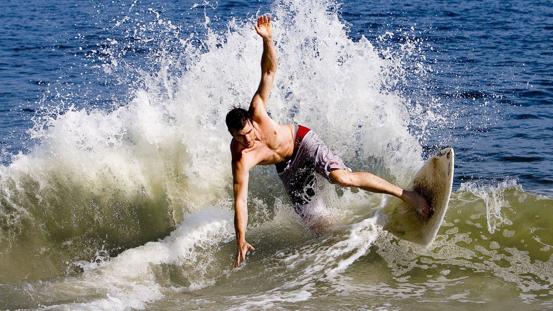 开云体育登录-公牛正面击溃上海队,米切尔临危受命,展现致命一击