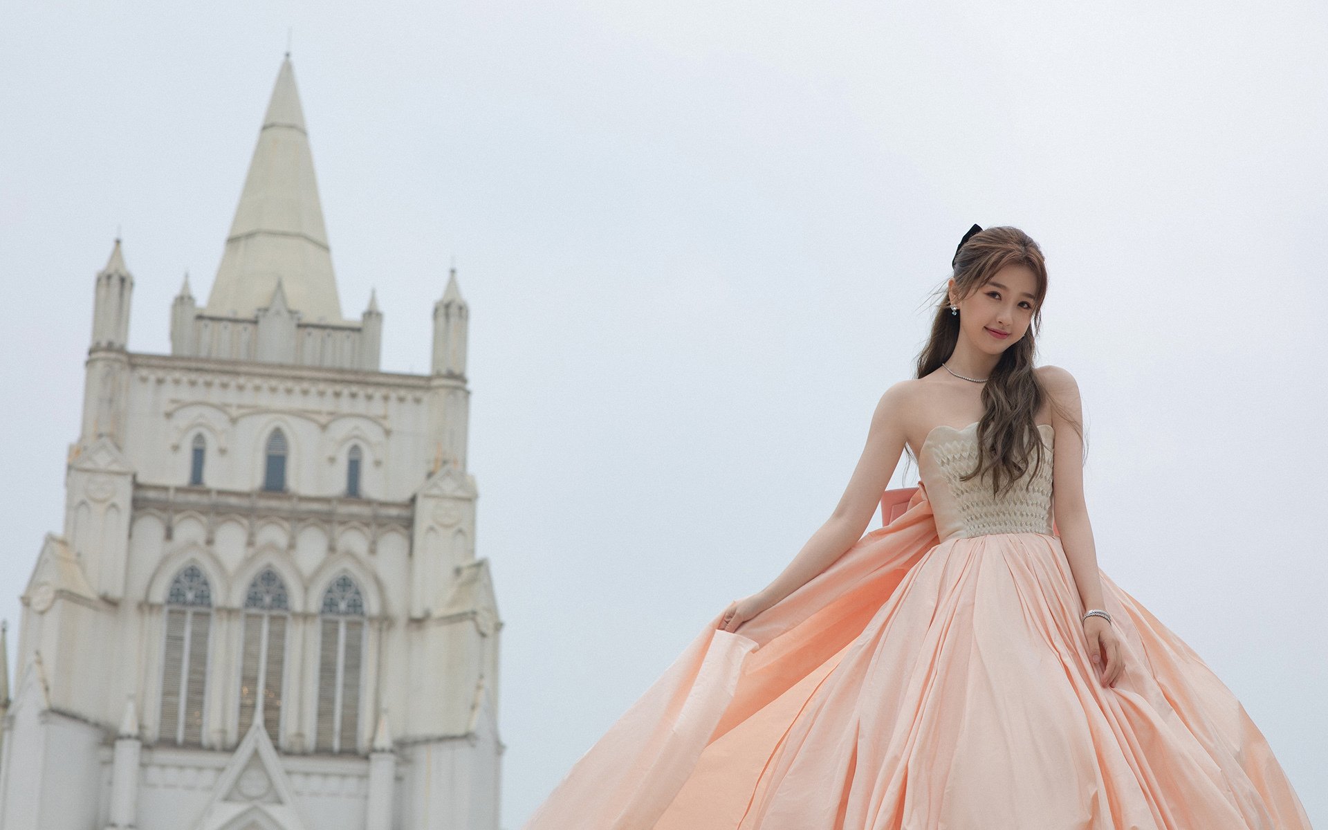 开云体育登录-交叉步与倒计时,当利拉德节奏响彻欧冠之夜